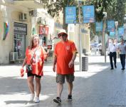 Bakıda azarkeşlər Türkiyənin oyununu gözləyir (FOTOSESSİYA)