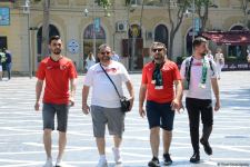 Bakıda azarkeşlər Türkiyənin oyununu gözləyir (FOTOSESSİYA)