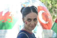 Bakıda azarkeşlər Türkiyənin oyununu gözləyir (FOTOSESSİYA)