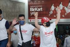 Bakıda azarkeşlər Türkiyənin oyununa yollanırlar (FOTOSESSİYA)