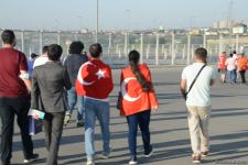 Bakıda azarkeşlər Türkiyənin oyununa yollanırlar (FOTOSESSİYA)