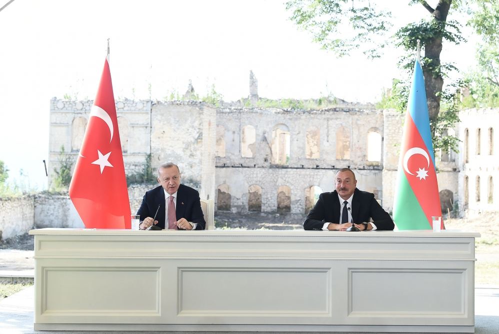 Prezident İlham Əliyev: Müharibə dövründə bütün türk xalqının məhəbbətini, sevgisini, həmrəyliyini bir daha gördük
