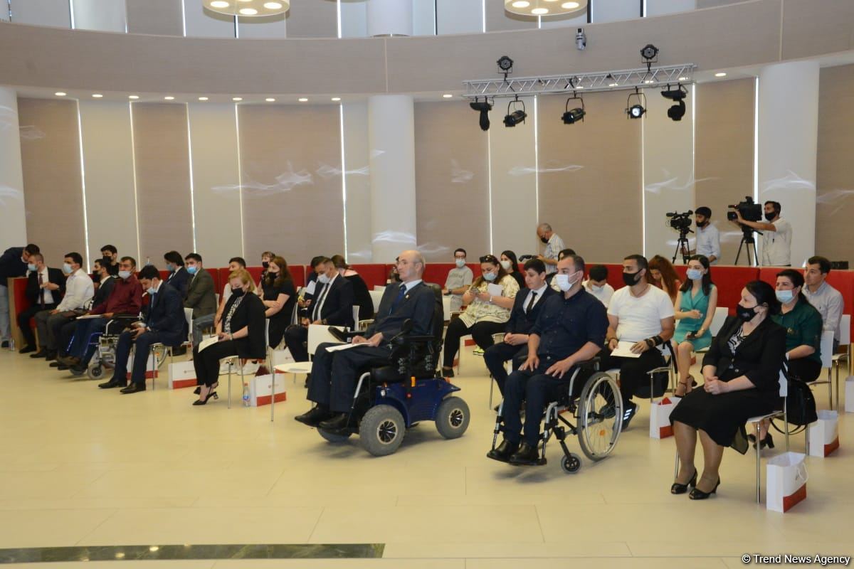Əlil şəxslərin məşğulluğu üçün yeni layihəyə başlanılır (FOTO)