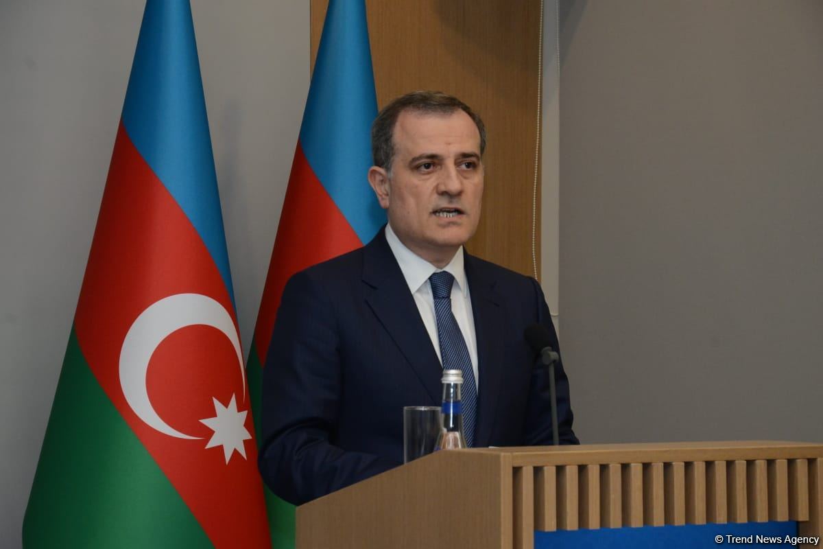 Ermənistanın mina xəritələrini verməməsi vəziyyəti daha da gərginləşdirir - Azərbaycan XİN rəhbəri (FOTO)