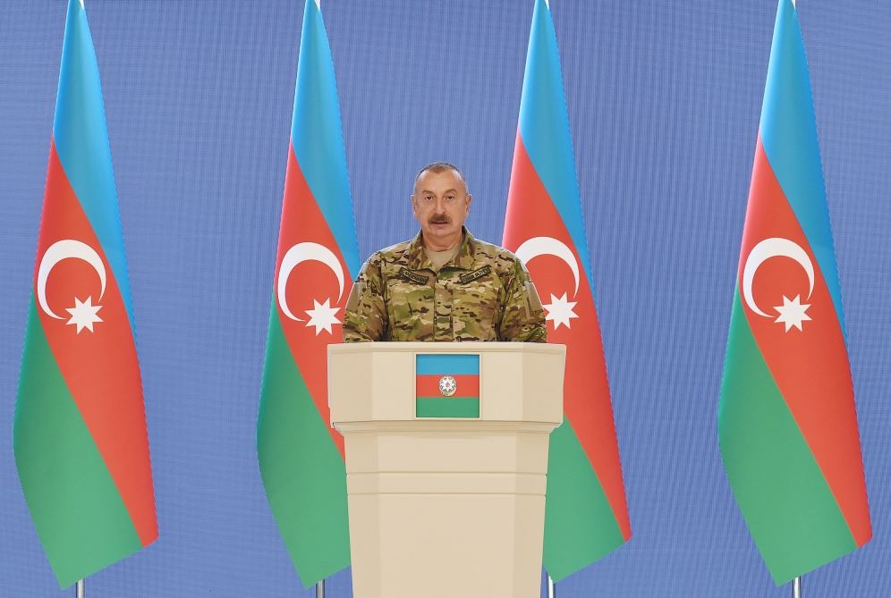 Prezident İlham Əliyev Silahlı Qüvvələr Günü münasibətilə Azərbaycan Ordusunun rəhbər və şəxsi heyətinin bir qrupu ilə görüşüb (FOTO/VİDEO) (YENİLƏNİB)
