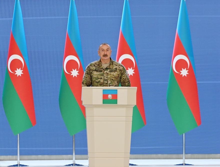 Prezident İlham Əliyev Silahlı Qüvvələr Günü münasibətilə Azərbaycan Ordusunun rəhbər və şəxsi heyətinin bir qrupu ilə görüşüb (FOTO/VİDEO) (YENİLƏNİB)