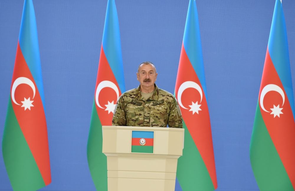 Prezident İlham Əliyev Silahlı Qüvvələr Günü münasibətilə Azərbaycan Ordusunun rəhbər və şəxsi heyətinin bir qrupu ilə görüşüb (FOTO/VİDEO) (YENİLƏNİB)