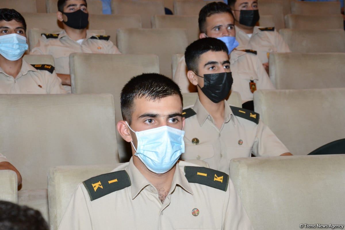 Vətən müharibəsinə həsr olunan “BİZ” tarixi-sənədli filminin təqdimatı olub (FOTO)