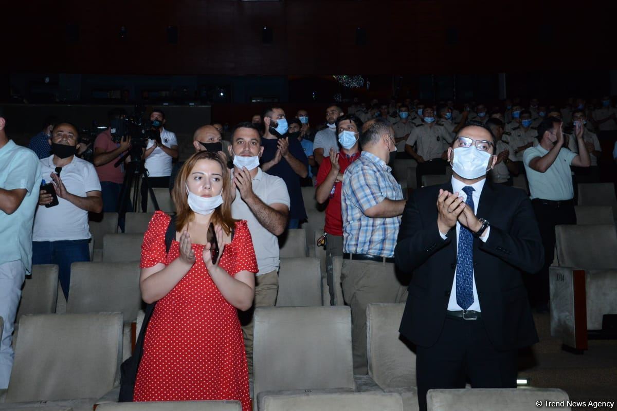 Vətən müharibəsinə həsr olunan “BİZ” tarixi-sənədli filminin təqdimatı olub (FOTO)