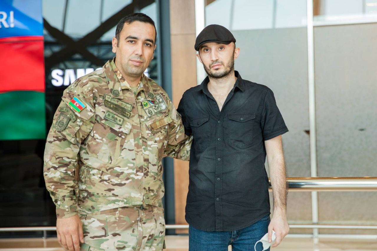Türkiyəyə göndərilən daha 4 qazimiz sağalaraq geri dönüb (FOTO)