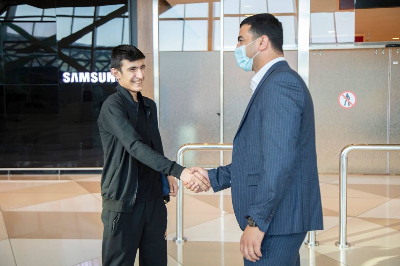 Türkiyəyə göndərilən daha 4 qazimiz sağalaraq geri dönüb (FOTO)