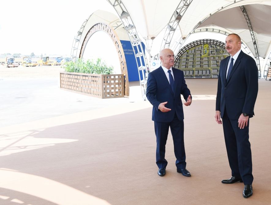 Prezident İlham Əliyev Ələt Azad İqtisadi Zonasının təməlini qoyub, Azərbaycan Televiziyasına müsahibə verib (FOTO/VİDEO)