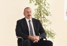 Prezident İlham Əliyev Xocasən qəsəbəsində şəhid ailələri və müharibə əlillərinə mənzillərin və avtomobillərin təqdim olunması mərasimində iştirak edib (FOTO/VIDEO) (YENİLƏNİB-2)