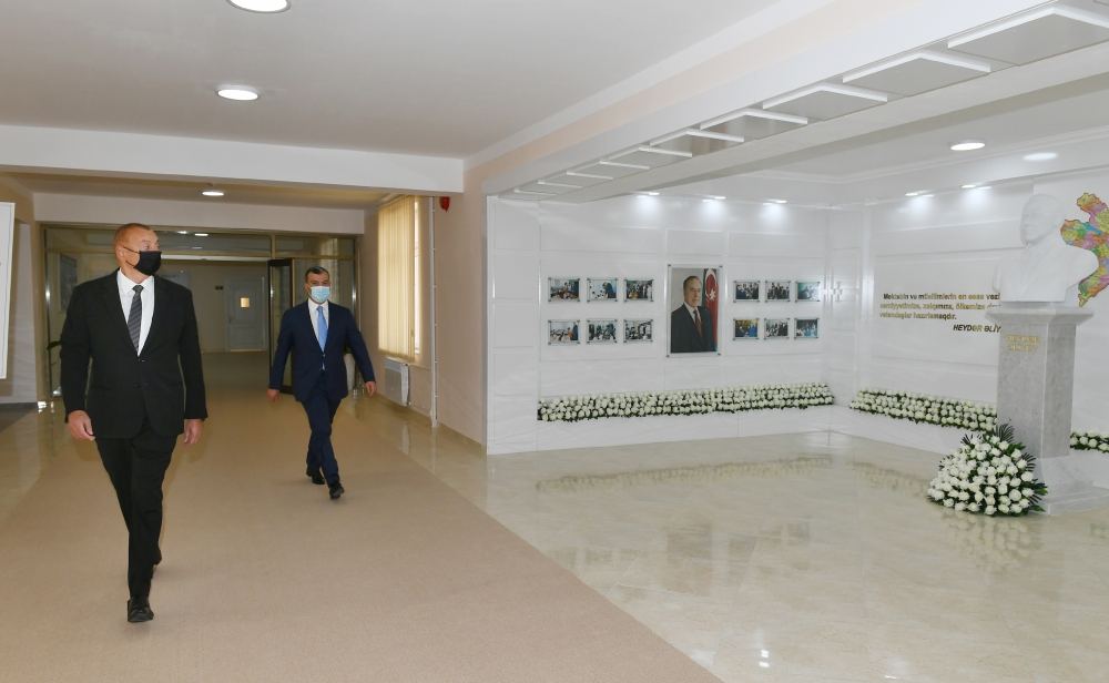 Prezident İlham Əliyev Xocasən qəsəbəsində şəhid ailələri və müharibə əlillərinə mənzillərin və avtomobillərin təqdim olunması mərasimində iştirak edib (FOTO/VIDEO) (YENİLƏNİB-2)