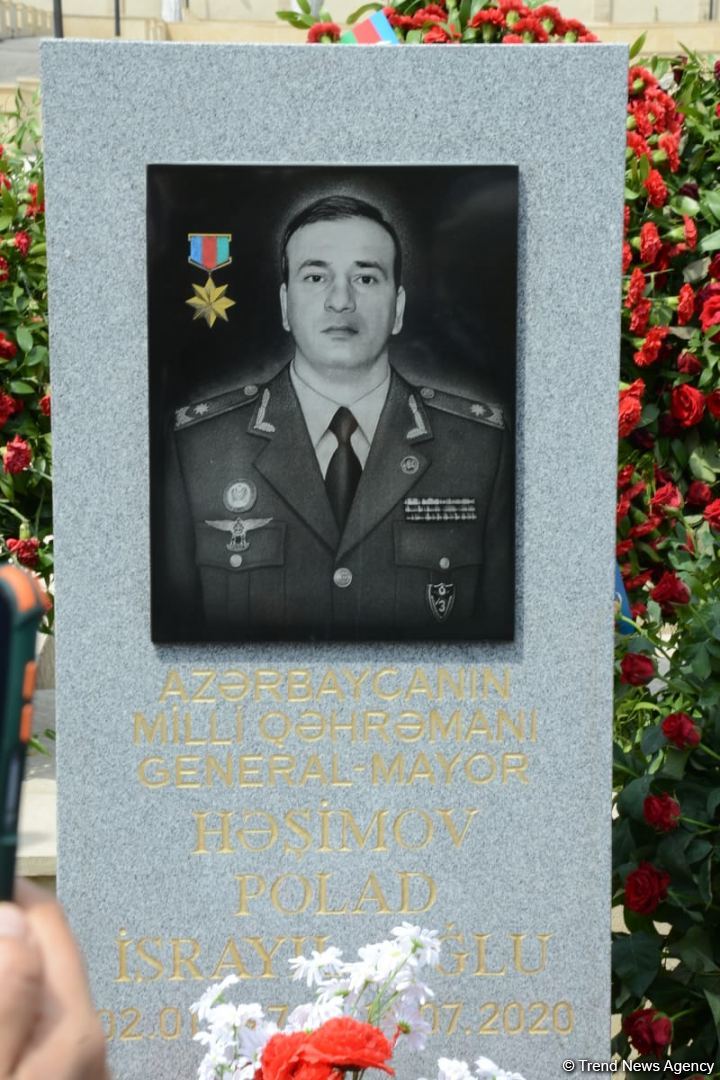 Şəhid Polad Həşimov və İlqar Mirzəyevin anım mərasimi keçirilir (FOTO)