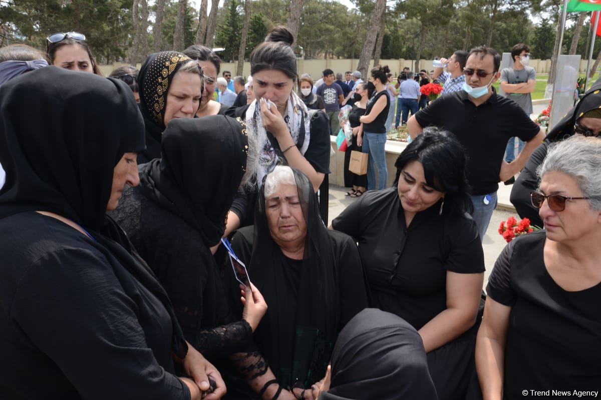 Şəhid Polad Həşimov və İlqar Mirzəyevin anım mərasimi keçirilir (FOTO)