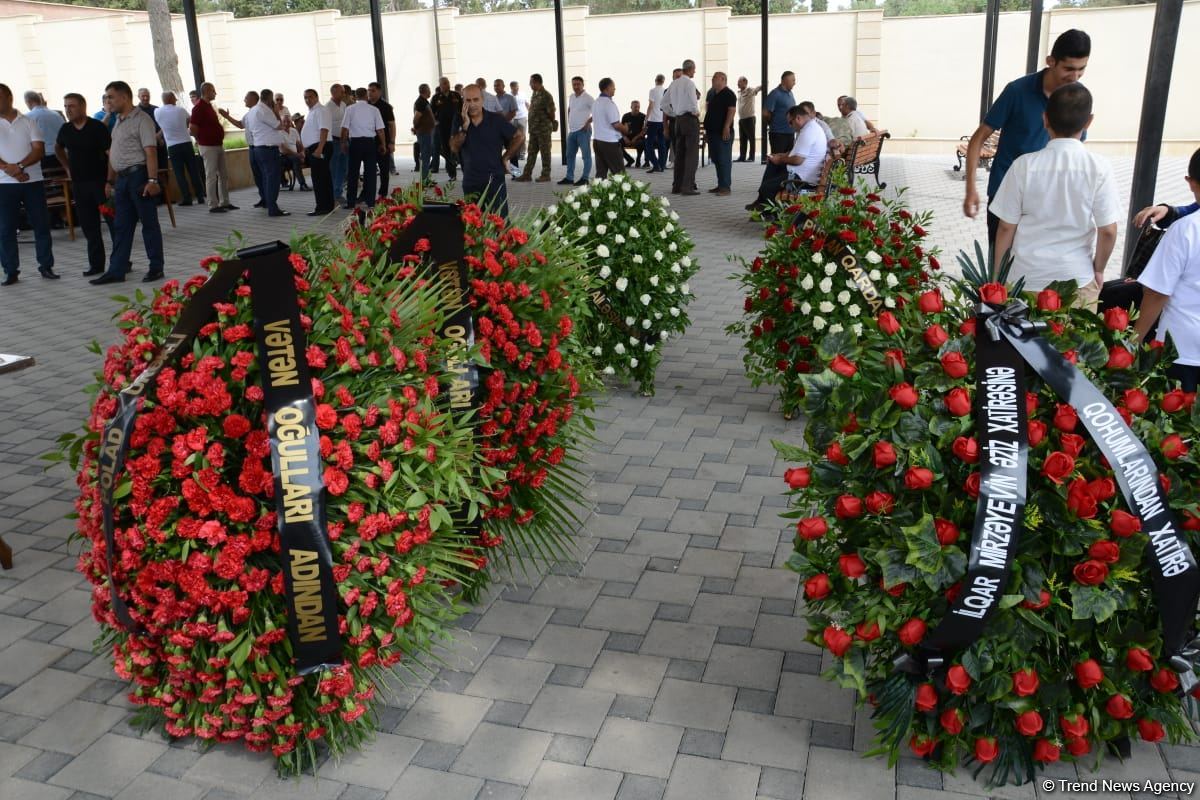 Şəhid Polad Həşimov və İlqar Mirzəyevin anım mərasimi keçirilir (FOTO)