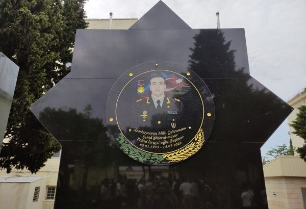 Polad Həşimov hər zaman istəyirdi ki, insanlar rahat yaşasınlar - Ofelya Həşimova