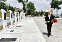 Prezident İlham Əliyev Daşkəsəndə Şəhidlər xiyabanını ziyarət edib (FOTO/VİDEO) (YENİLƏNİB)