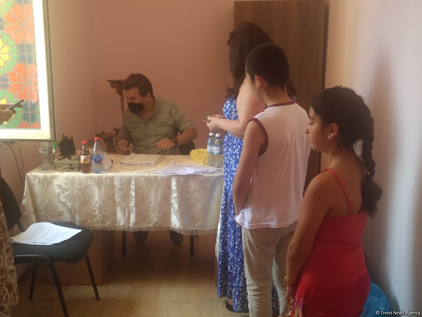 Deputat Sevil Mikayılovanın təşəbbüsü ilə Xudatda Qurban bayramı sovqatı paylanılıb (FOTO)