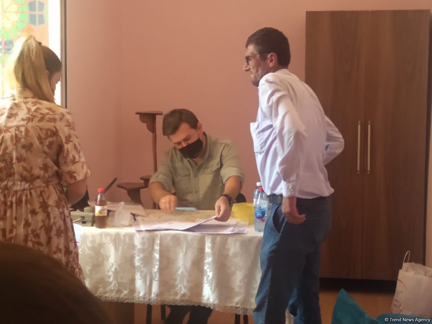 Deputat Sevil Mikayılovanın təşəbbüsü ilə Xudatda Qurban bayramı sovqatı paylanılıb (FOTO)