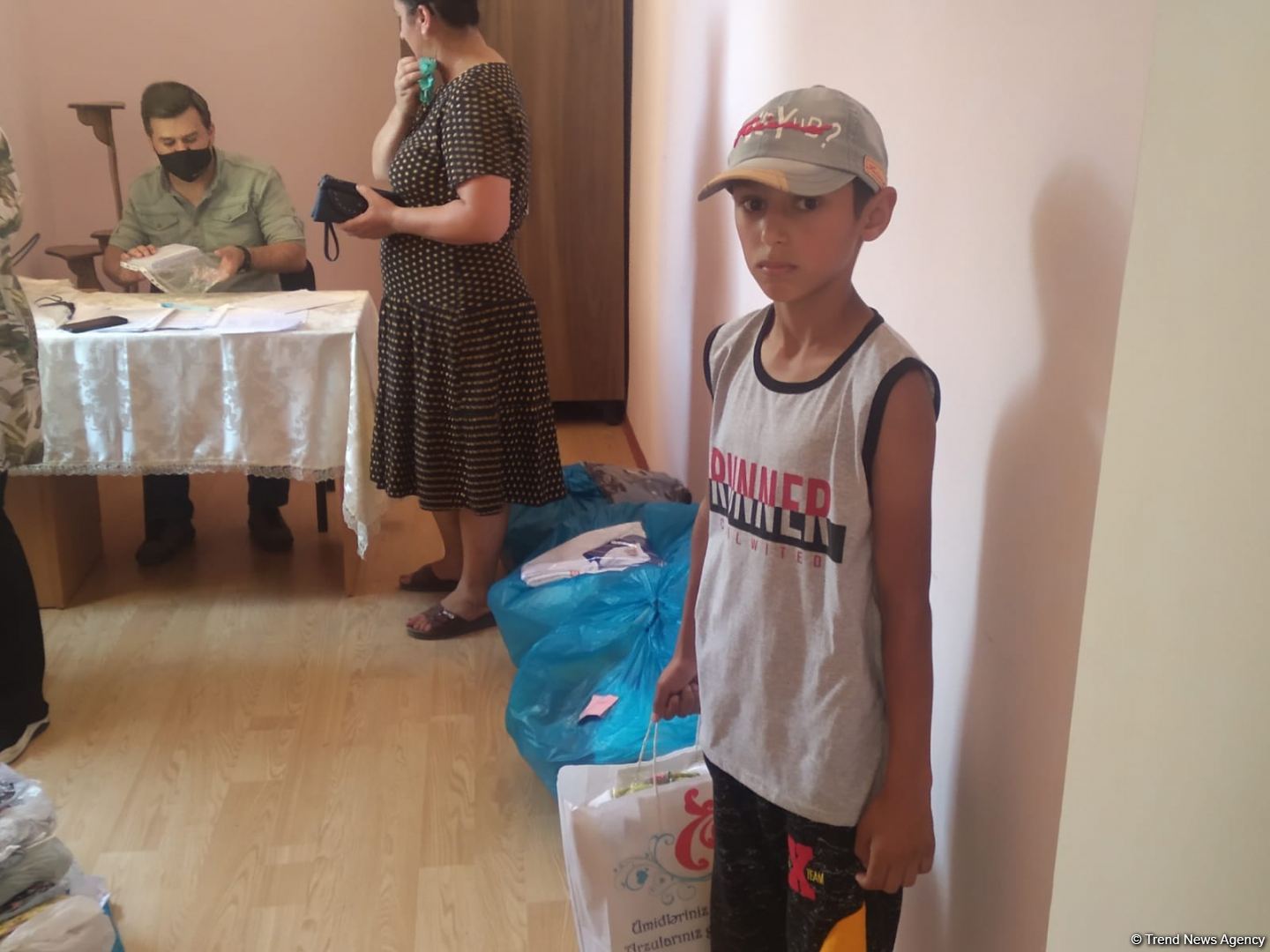 Deputat Sevil Mikayılovanın təşəbbüsü ilə Xudatda Qurban bayramı sovqatı paylanılıb (FOTO)
