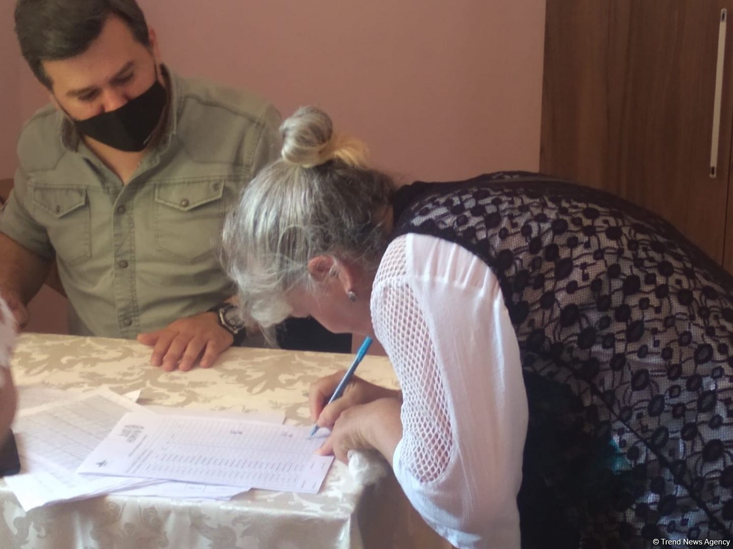 Deputat Sevil Mikayılovanın təşəbbüsü ilə Xudatda Qurban bayramı sovqatı paylanılıb (FOTO)
