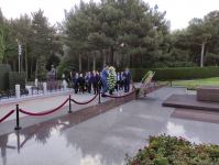 AKP nümayəndə heyəti Şəhidlər Xiyabanı, Fəxri Xiyaban və Türk şəhidliyini ziyarət edib (FOTO)