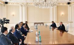 Prezident İlham Əliyev Pakistan Milli Assambleyanın sədrinin başçılıq etdiyi nümayəndə heyətini qəbul edib (FOTO) (YENİLƏNİB)
