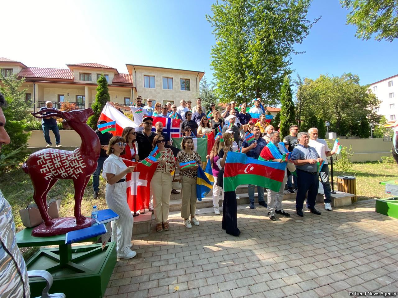 Azərbaycan diaspor nümayəndələrinin Şuşaya səfəri yekunlaşıb (FOTO/VİDEO)