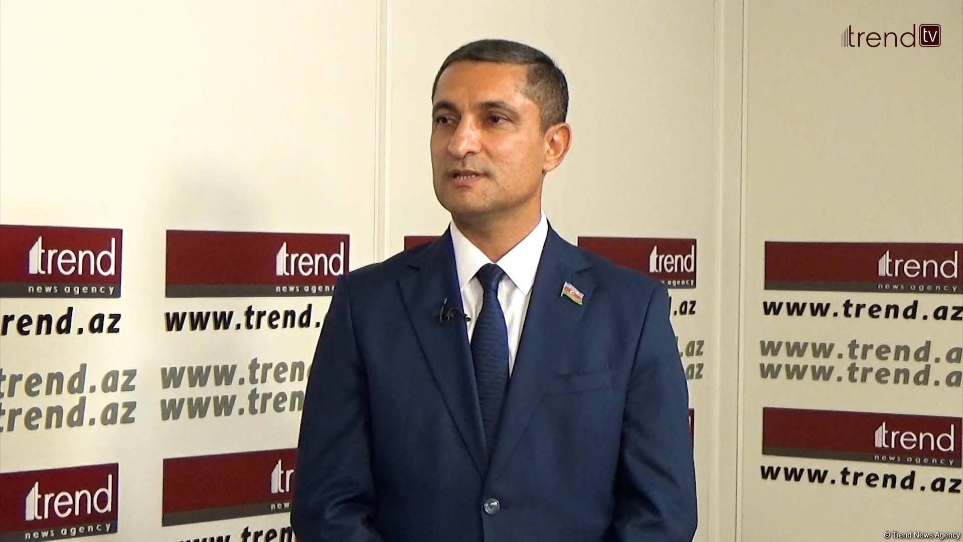 Fransalı parlamentarilər erməni vandalizmini gördükcə heyrətlərini gizlədə bilmirdilər - Soltan Məmmədov (FOTO/VİDEO)