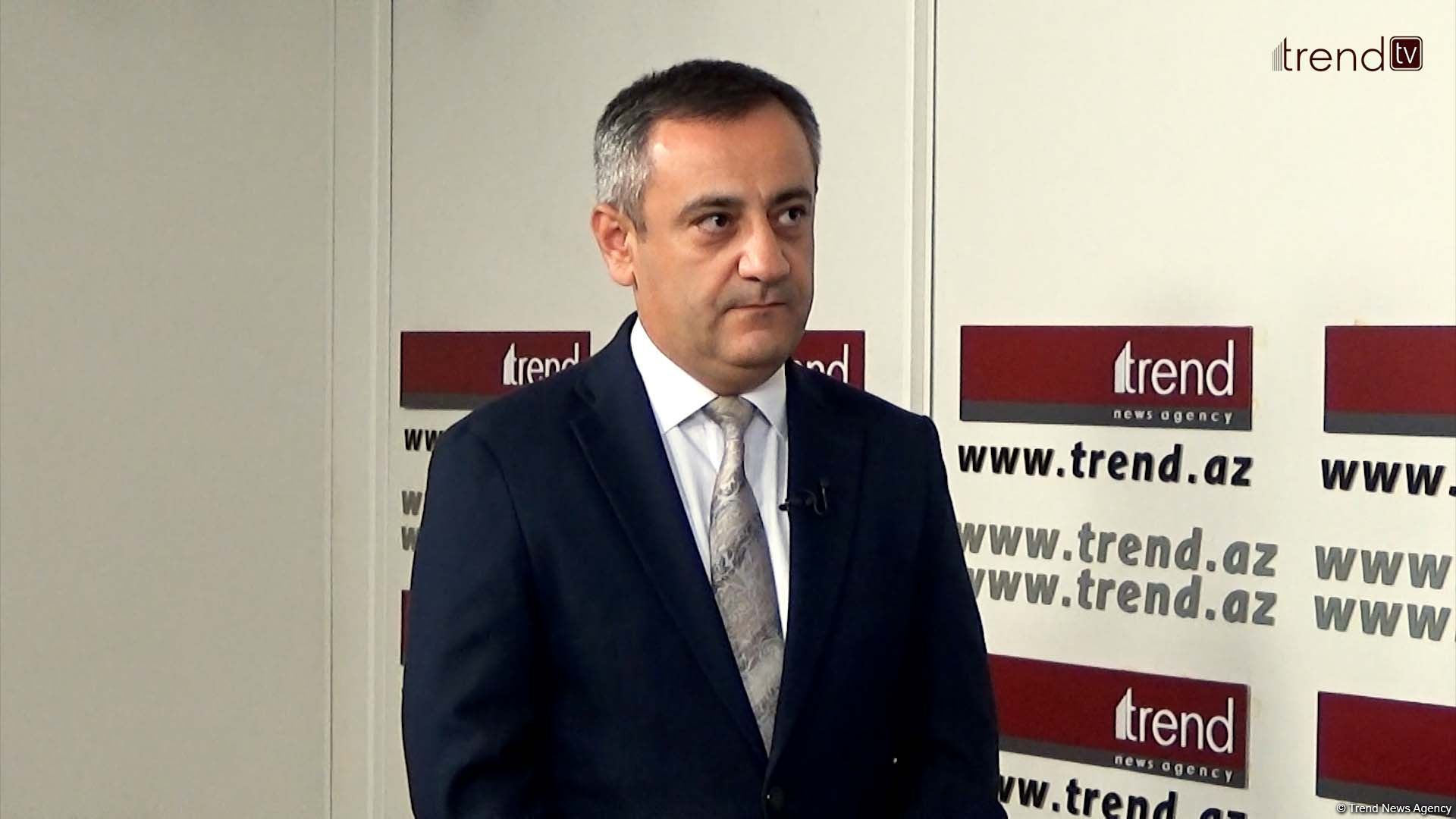 Fransalı parlamentarilər erməni vandalizmini gördükcə heyrətlərini gizlədə bilmirdilər - Soltan Məmmədov (FOTO/VİDEO)