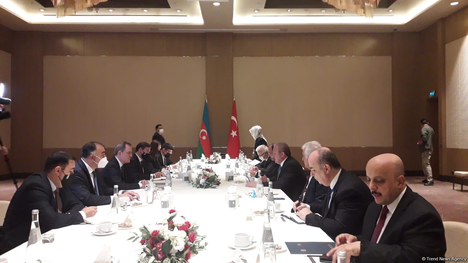 Mustafa Şentopla Ceyhun Bayramov görüş keçirib (FOTO) (ƏLAVƏ OLUNUB)