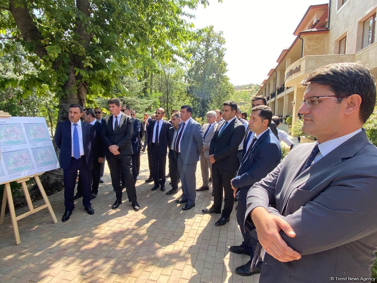 Əlaqələndirmə Qərargahının nəzdindəki İdarələrarası Mərkəzin nümayəndələri Şuşada (FOTO)