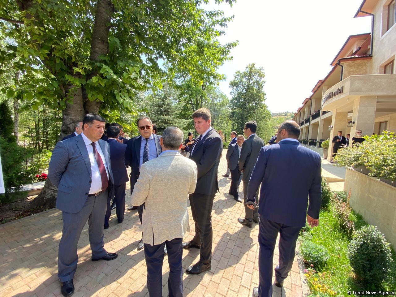 Əlaqələndirmə Qərargahının nəzdindəki İdarələrarası Mərkəzin nümayəndələri Şuşada (FOTO)