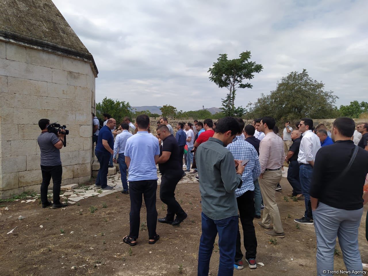 Xaricdə təhsil almış məzunlar Ağdama səfər edib (FOTO)