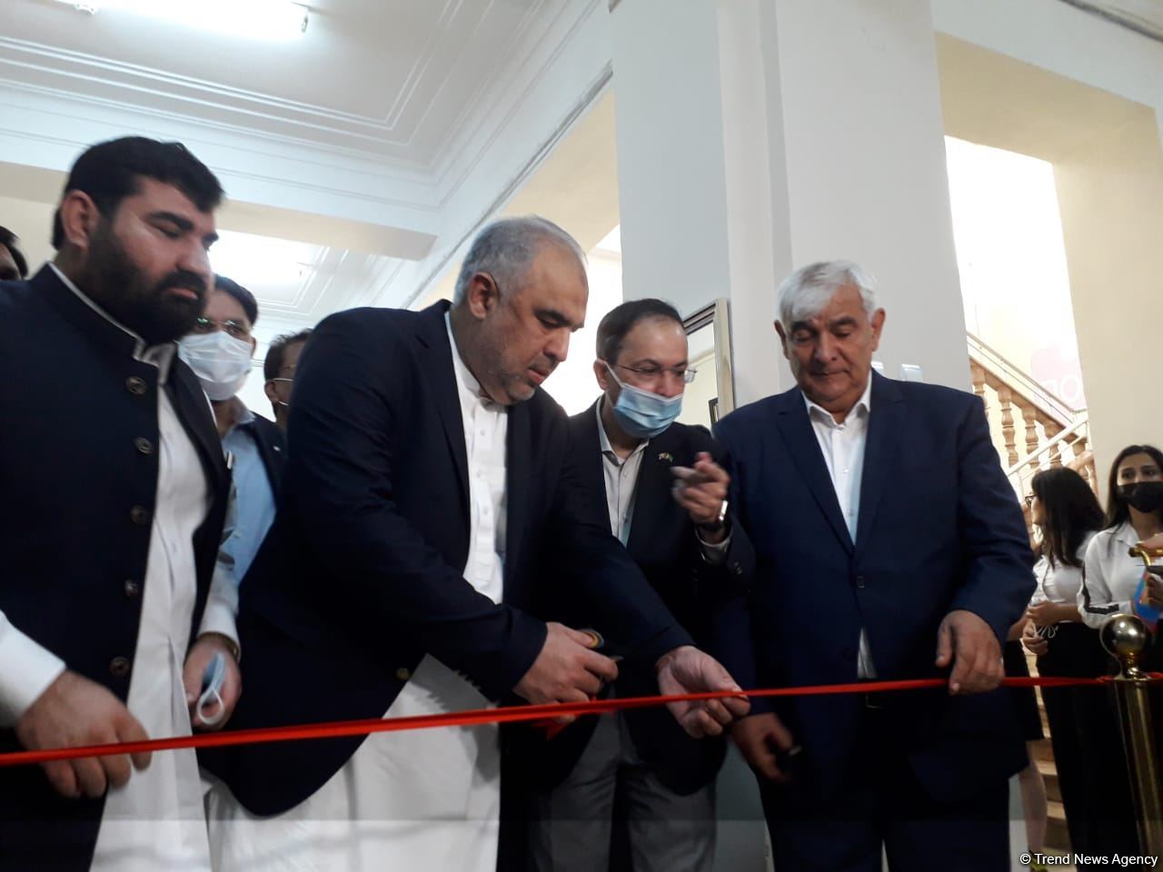 Azərbaycan Dillər Universitetində Pakistan Mədəniyyət Mərkəzinin açılışı olub (FOTO)