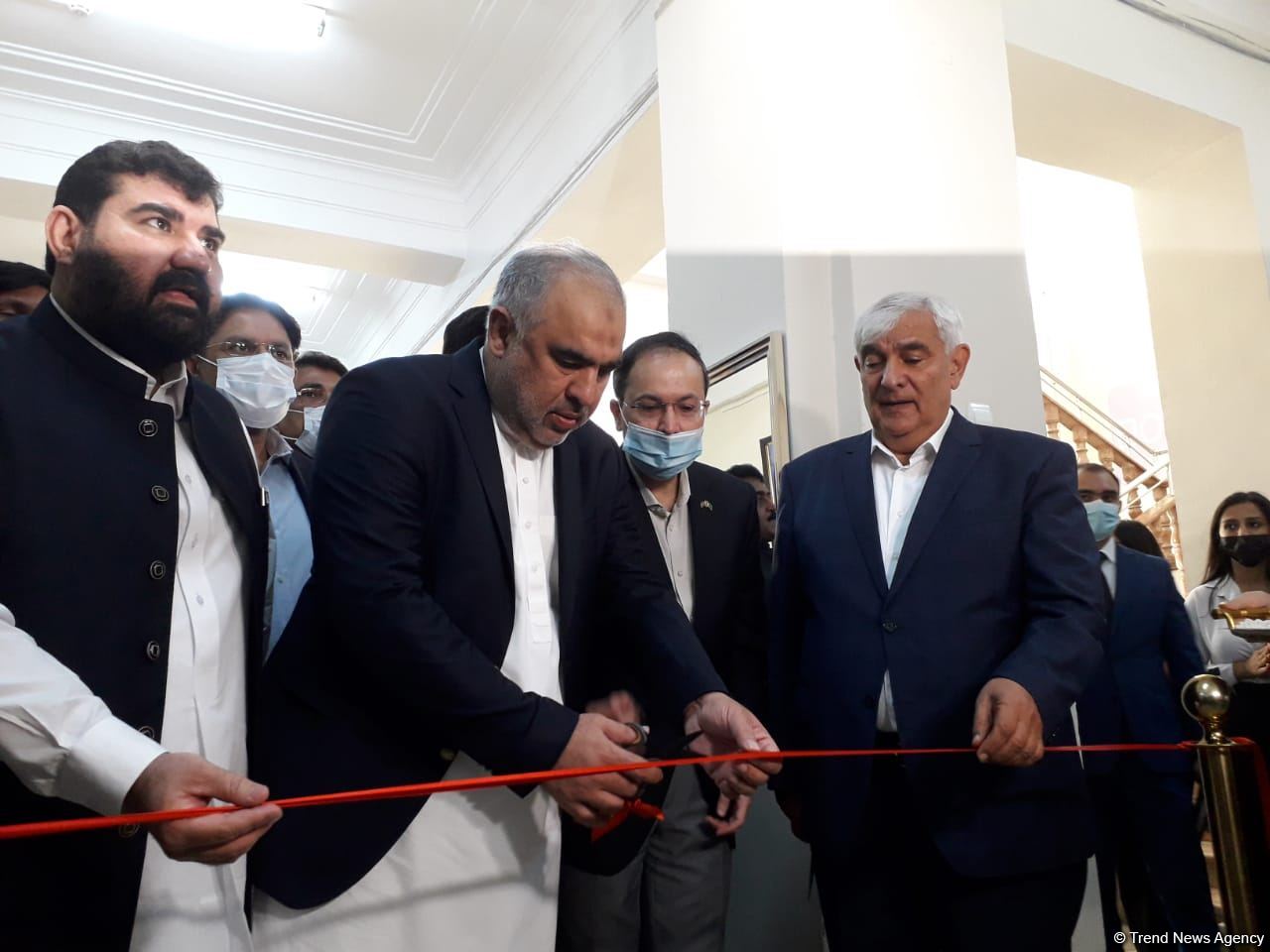 Azərbaycan Dillər Universitetində Pakistan Mədəniyyət Mərkəzinin açılışı olub (FOTO)