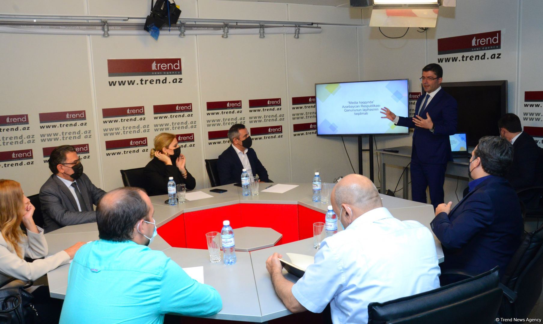 Trend Beynəlxalq İnformasiya Agentliyində “Media haqqında” qanun layihəsinin müzakirəsi keçirilib (FOTO/VİDEO)
