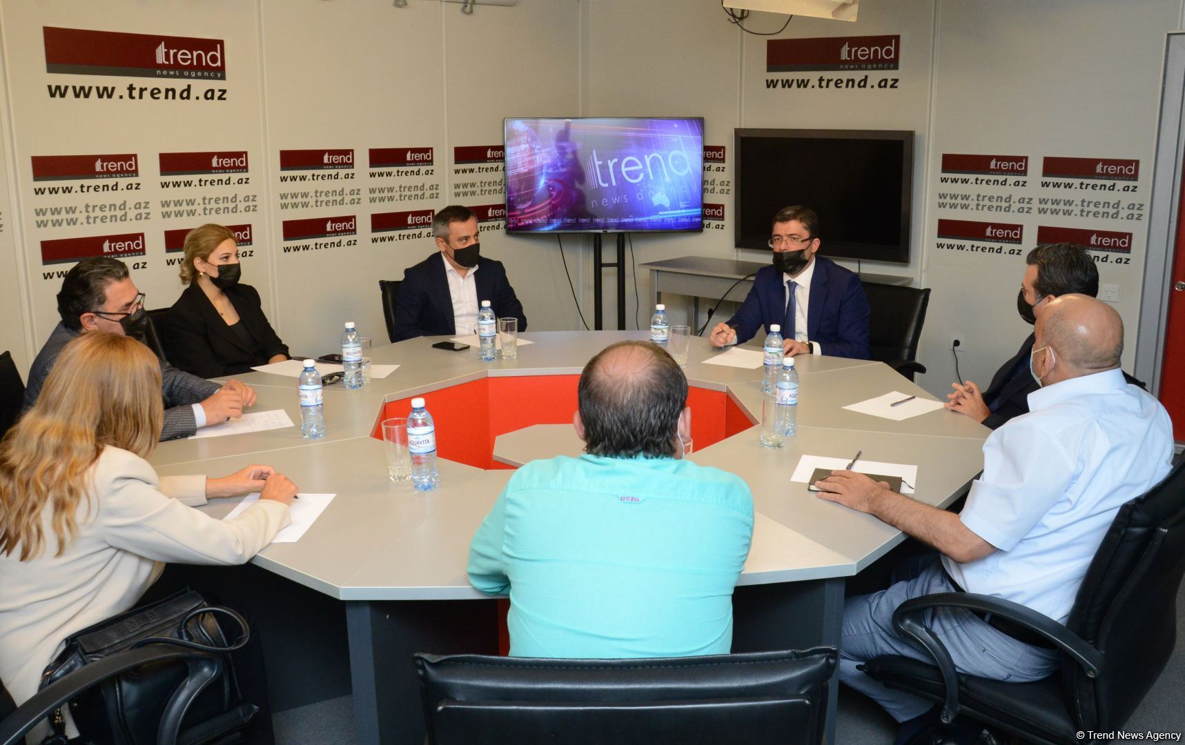 Trend Beynəlxalq İnformasiya Agentliyində “Media haqqında” qanun layihəsinin müzakirəsi keçirilib (FOTO/VİDEO)