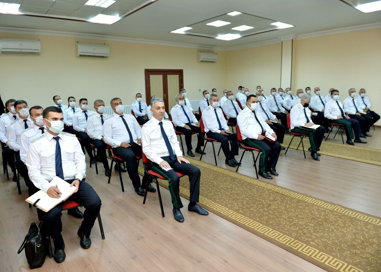 Baş prokuror Naxçıvanda Hərbi Prokurorluq və Sədərək rayon prokurorluğundakı şəraitlə tanış olub (FOTO)