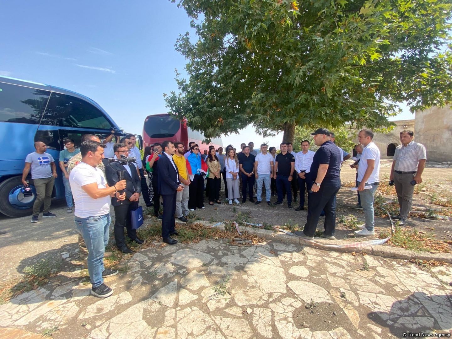 Aparıcı gənclər təşkilatlarının Ağdama səfəri başlayıb (FOTO)