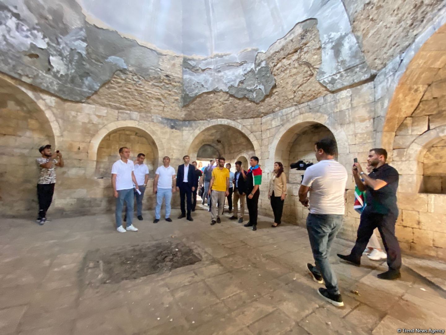 Aparıcı gənclər təşkilatlarının Ağdama səfəri başlayıb (FOTO)