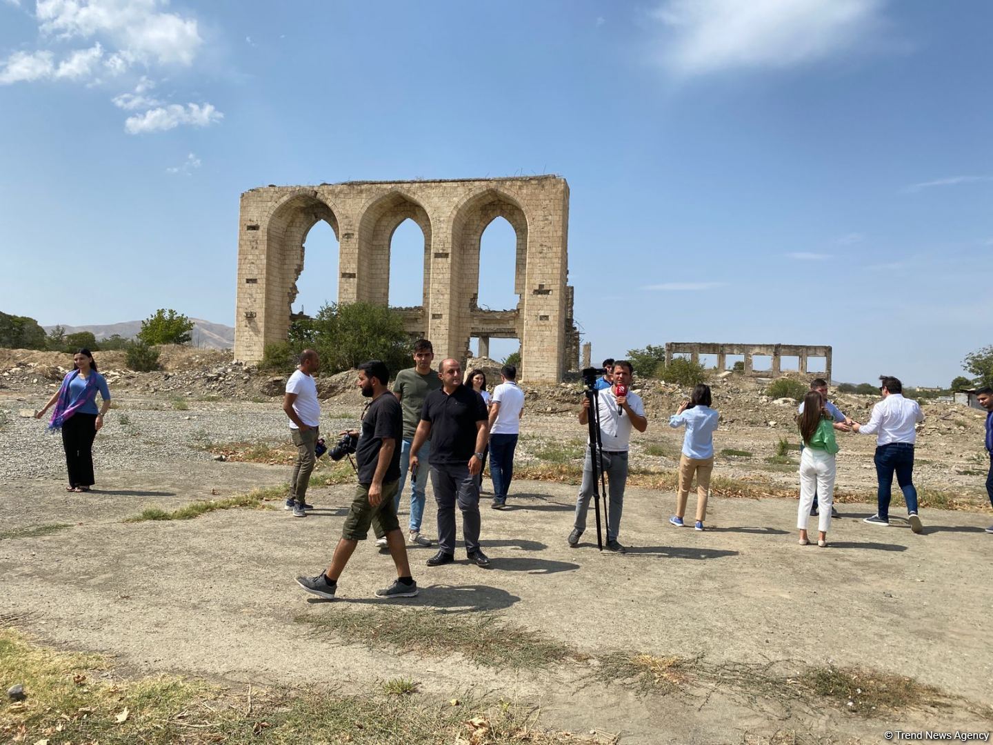 Könüllü təşkilatlarının Ağdama səfəri başlayıb (FOTO)