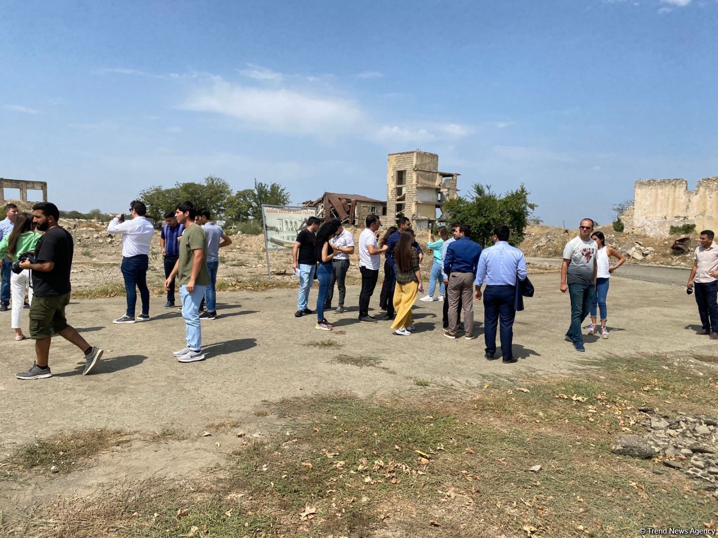 Könüllü təşkilatlarının Ağdama səfəri başlayıb (FOTO)
