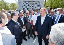 Prezident İlham Əliyev Şuşada Vaqif Poeziya Günləri çərçivəsində tədbir iştirakçıları və şuşalılarla səmimi söhbət edib (FOTO)