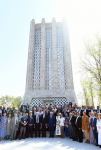 Prezident İlham Əliyev Şuşada Vaqif Poeziya Günləri çərçivəsində tədbir iştirakçıları və şuşalılarla səmimi söhbət edib (FOTO)