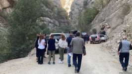 Kəlbəcər sakinləri 28 il sonra doğma yurdlarına səfər ediblər (FOTO)