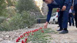 Kəlbəcər sakinləri 28 il sonra doğma yurdlarına səfər ediblər (FOTO)