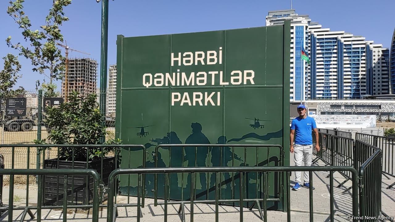 Yay məktəbində iştirak edən şəhid və qazi övladları Hərbi Qənimətlər Parkını ziyarət edib (FOTO)